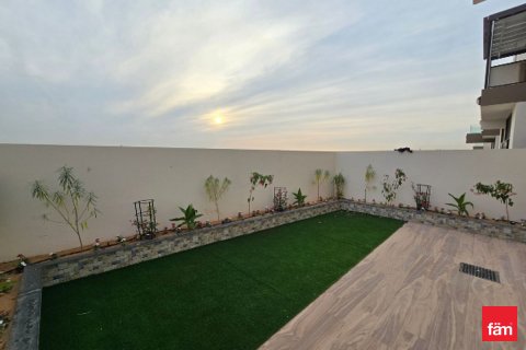 Таунхаус Дубай, БАӘ-да 4 жатын бөлмелер, 187.8 м² № 696890 - фото 16