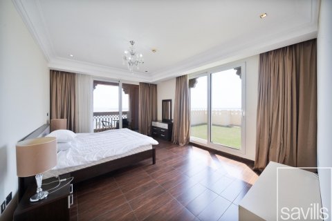 Palm Jumeirah, Dubai, UAE의 판매용 아파트 침실 2개, 233제곱미터 번호 638034 - 사진 2