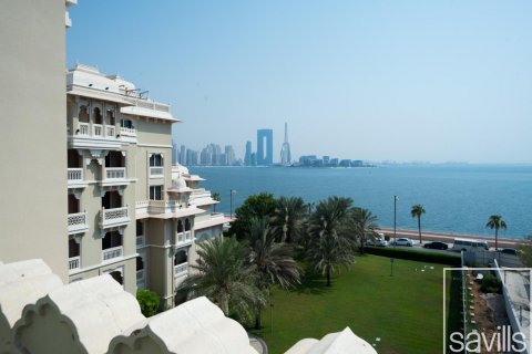 Palm Jumeirah, Dubai, UAE의 판매용 아파트 침실 2개, 233제곱미터 번호 638034 - 사진 1