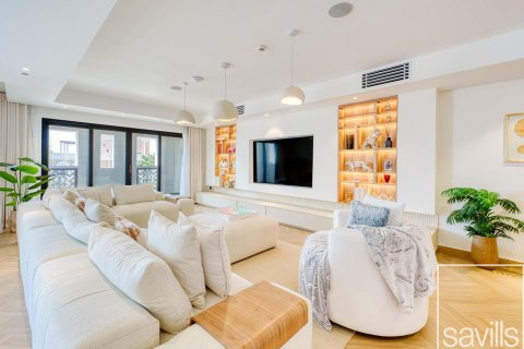 Villetta a schiera in vendita a Palm Jumeirah, Dubai, EAU 3 camere da letto, 721 mq. № 680710 - foto 4