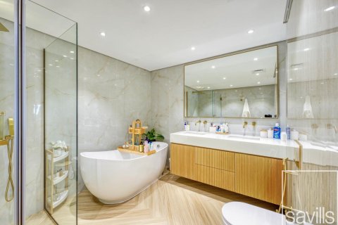 Villetta a schiera in vendita a Palm Jumeirah, Dubai, EAU 3 camere da letto, 721 mq. № 680710 - foto 15