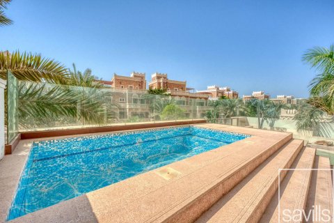 Villetta a schiera in vendita a Palm Jumeirah, Dubai, EAU 3 camere da letto, 721 mq. № 680710 - foto 3