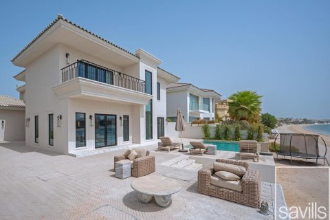 Villa em Palm Jumeirah, Dubai, EAU 5 quartos, 683 m2 № 680754