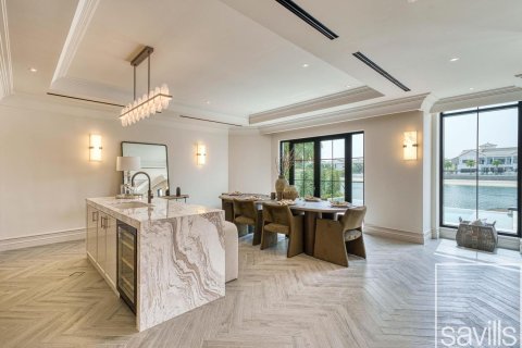 Vilë në Palm Jumeirah, Dubai, Emiratet e Bashkuara Arabe 5 dhoma gjumi, 683 m2. № 680754 - Foto 7