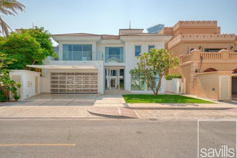 Vilë në Palm Jumeirah, Dubai, Emiratet e Bashkuara Arabe 6 dhoma gjumi, 612 m2. № 680753 - Foto 25