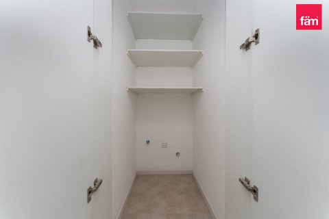 Пәтер Дубай, БАӘ-да 3 жатын бөлмелер, 187.6 м² № 638329 - фото 8
