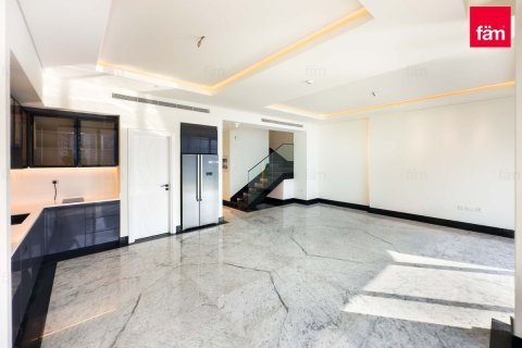 Appartamento in vendita a Business Bay, Dubai, EAU 2 camere da letto, 199 mq. № 638333 - foto 3
