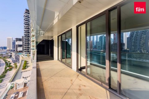 Appartamento in vendita a Business Bay, Dubai, EAU 2 camere da letto, 199 mq. № 638333 - foto 16