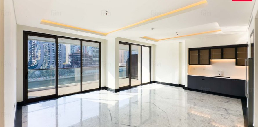 Appartamento a Business Bay, Dubai, EAU 2 camere da letto, 199 mq. № 638333