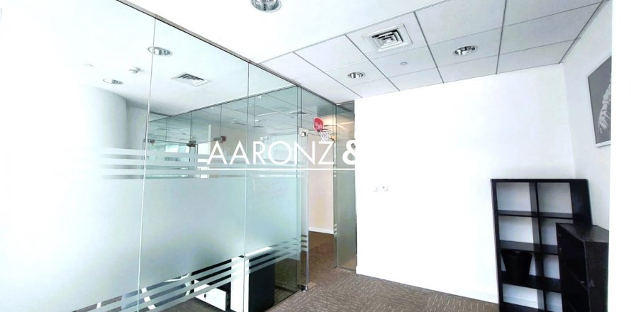 Kancelarija u Business Bay, Dubai, UAE 76 m2 Br. 678533