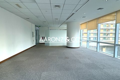 Kontor uthyres i Business Bay, Dubai, UAE 171 kvm Nr. 678534 - fotografi 1