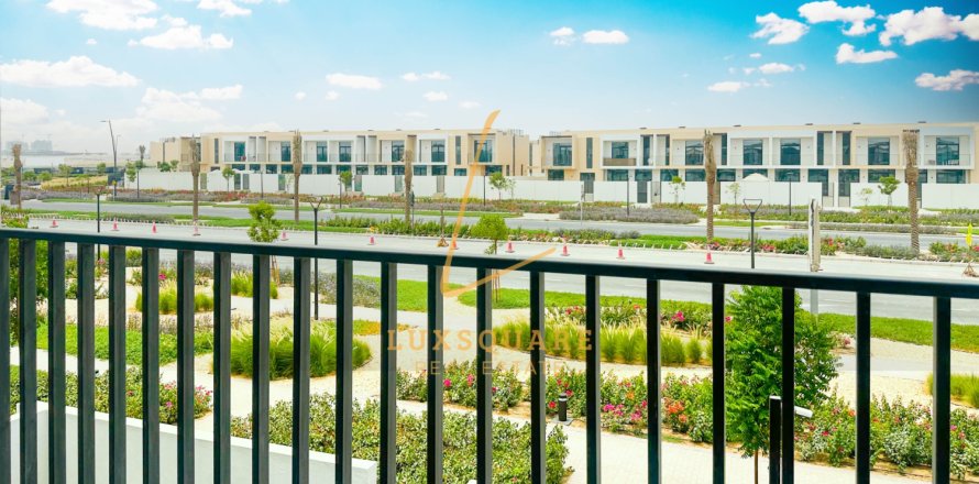 Vila v Dubai South (Dubai World Central), SAE 4 ložnice, 237 m² Č.: 688154