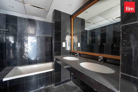 Appartement te huur in Dubai, VAE 1 slaapkamer, 170.8 vr.m., nr 661569 - foto 11