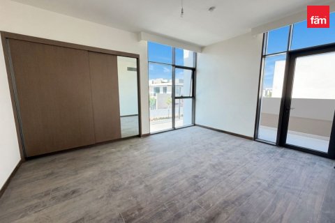 Al Furjan, Dubai, संयुक्त अरब अमीरात में विला, 4 बेडरूम, 584.5 वर्ग मीटर, संख्या 722069 - फ़ोटो 12