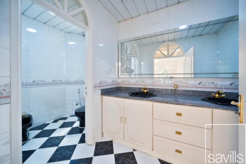 Vila di Jumeirah, Dubai, UAE 5 bilik tidur, 743 meter persegi № 642101 - foto 16