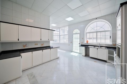 Vila di Jumeirah, Dubai, UAE 5 bilik tidur, 743 meter persegi № 642101 - foto 5