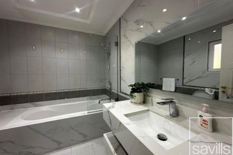 Villa zur Miete in Palm Jumeirah, Dubai, VAE 4 Schlafzimmer, 657 m2 Nr. 642100 - Foto 19