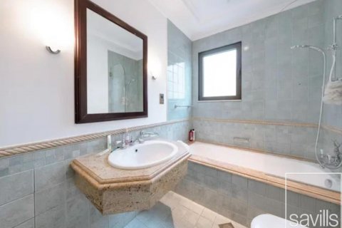 Vila di Palm Jumeirah, Dubai, UAE 4 bilik tidur, 623 meter persegi № 642102 - foto 14