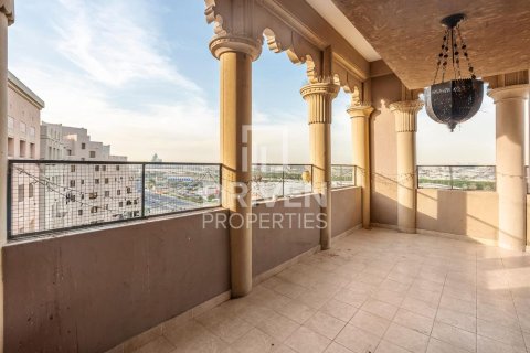 Apartment in Dubai Festival City, UAE 2 bedrooms, 212 sq.m. № 684607 - photo 13