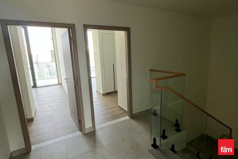 Villa para arrendamento em Dubai, EAU 4 quartos, 308.2 m2 № 689178 - foto 8