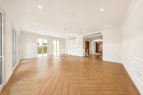 Villa sa Jumeirah, Dubai, UAE 4 silid-tulugan, 397.63 sq.m. № 746121 - larawan 5