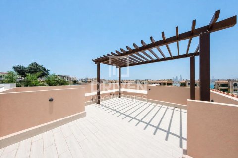 Villa sa Jumeirah, Dubai, UAE 4 silid-tulugan, 397.63 sq.m. № 746121 - larawan 27