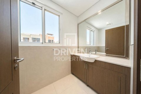Villa sa Jumeirah, Dubai, UAE 4 silid-tulugan, 397.63 sq.m. № 746121 - larawan 25
