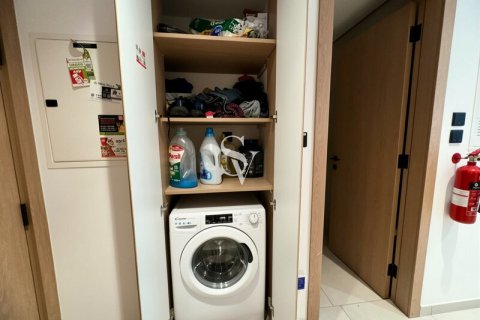Apartament na sprzedaż w Jumeirah Village Circle, Dubai, ZEA 56 mkw., nr 736708 - zdjęcie 2