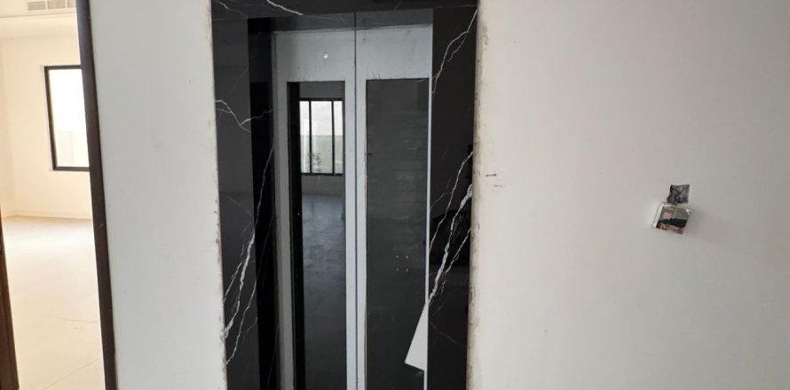 Villa à Ras Al Khaimah, EAU: 6 chambres, 929 m2 № 735093