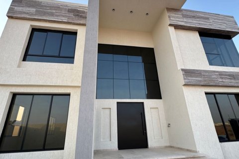 Villa à vendre à  Ras Al Khaimah, EAU 6 chambres, 929 m2 № 735093 - photo 9