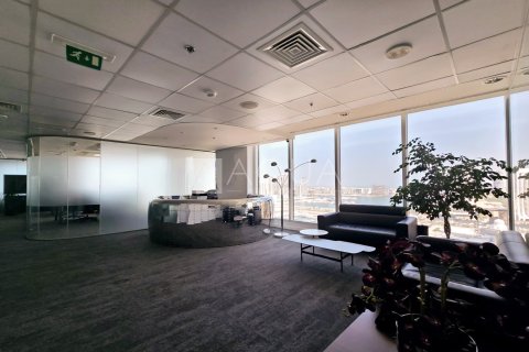 Opisina sa Dubai Marina, UAE 326.6 sq.m. № 652022 - larawan 9