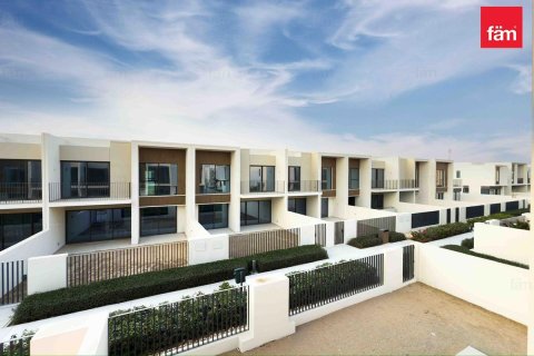 Villa til leie i Dubai, Emiratene 4 soverom, 257.5 kvm Nr. 652029 - Foto 17