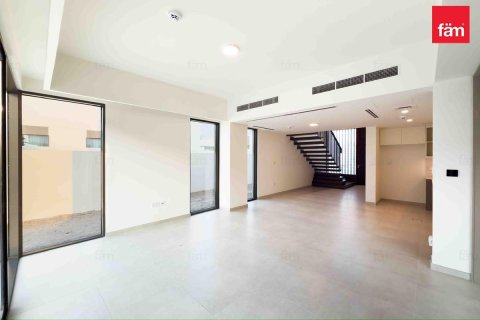 Villa til leie i Dubai, Emiratene 4 soverom, 257.5 kvm Nr. 652029 - Foto 2