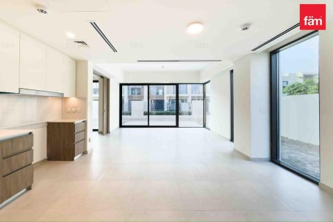 Villa til leie i Dubai, Emiratene 4 soverom, 257.5 kvm Nr. 652029 - Foto 1