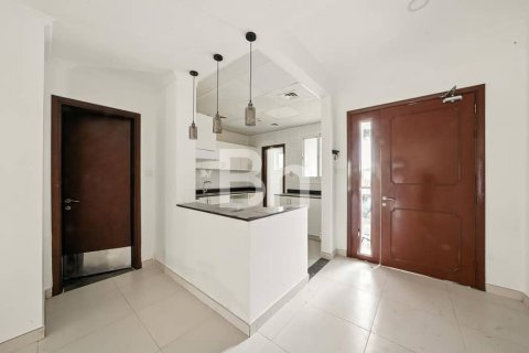 Stadthaus zur Miete in Jumeirah Village Circle, Dubai, VAE 4 Schlafzimmer, 163 m2 Nr. 643614 - Foto 2