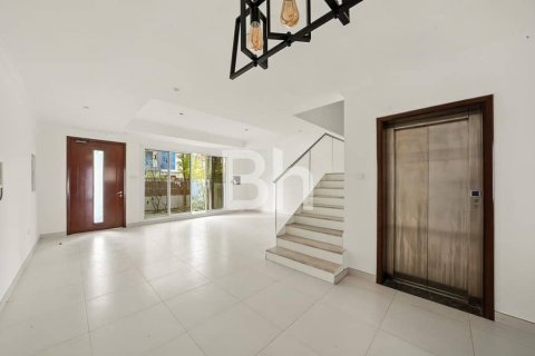 Stadthaus zur Miete in Jumeirah Village Circle, Dubai, VAE 4 Schlafzimmer, 163 m2 Nr. 643614 - Foto 1