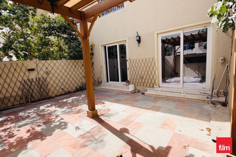 Townhouse de închiriat în Dubai, EAU 2 dormitoare, 159.6 mp.  №711601 - poză 8