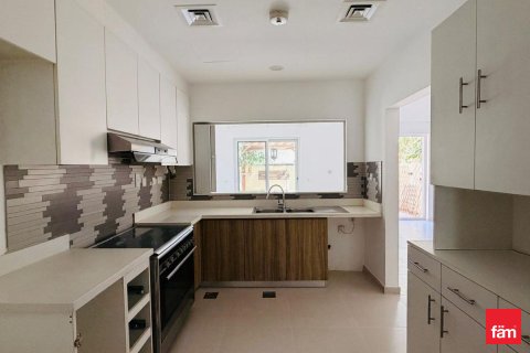 Townhouse de închiriat în Dubai, EAU 2 dormitoare, 159.6 mp.  №711601 - poză 9
