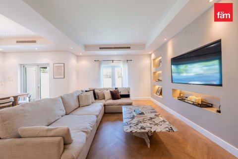 Řadový dům v Al Furjan, Dubai, SAE 3 ložnice, 224 m² Č.: 713557 - fotografie 6