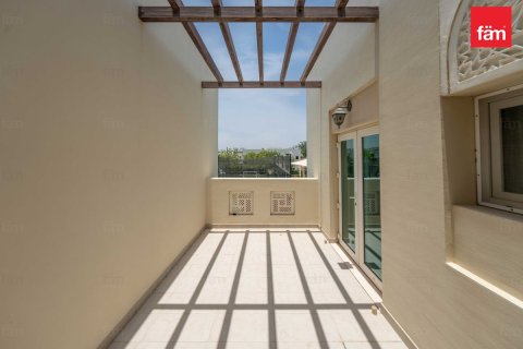 Řadový dům v Al Furjan, Dubai, SAE 3 ložnice, 224 m² Č.: 713557 - fotografie 18