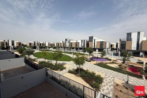 Dubai, UAE의 임대용 빌라 침실 3개, 172.8제곱미터 번호 713556 - 사진 8