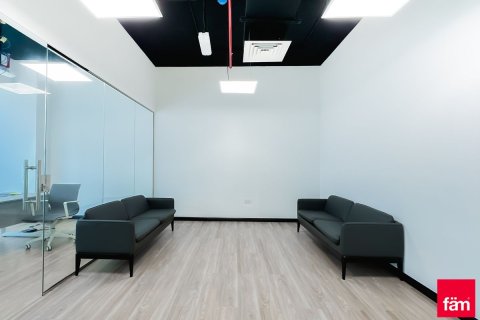 Business Bay, Dubai, UAE의 임대용 사무실 69.9제곱미터 번호 702503 - 사진 14