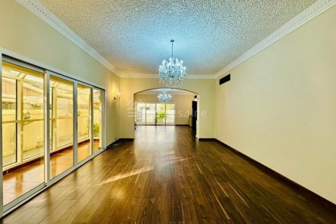 Villa in affitto a Jumeirah, Dubai, EAU 5 camere da letto, 743 mq. № 709638 - foto 3
