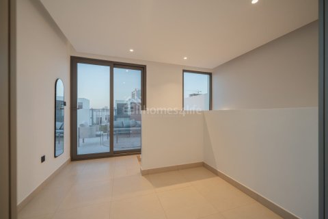 Villa in Tilal Al Ghaf, Dubai, UAE 4 bedrooms, 221 sq.m. № 709640 - photo 12