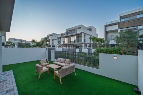 Villa in Tilal Al Ghaf, Dubai, UAE 4 bedrooms, 221 sq.m. № 709640 - photo 4