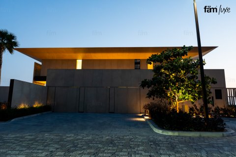 Müüa villa asukohaga Dubai, AÜE: 5 magamistoaga, 1280.6 m² Nr 644946 - pilt 2
