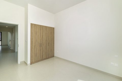 Dubai South (Dubai World Central), Dubai, UAE의 판매용 타운하우스 침실 2개, 177제곱미터 번호 678025 - 사진 15