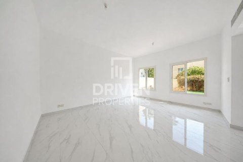 Townhouse til leje i The Springs, Dubai, UAE 3 soveværelser, 257.43 kvm № 765541 - foto 2