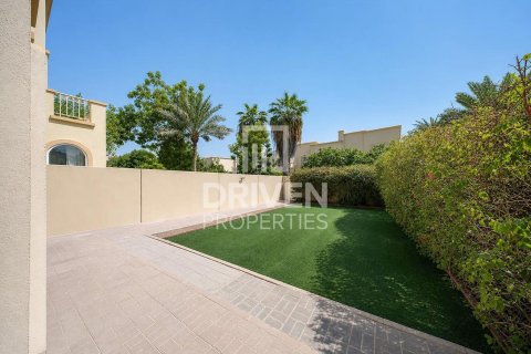 Townhouse til leje i The Springs, Dubai, UAE 3 soveværelser, 257.43 kvm № 765541 - foto 19