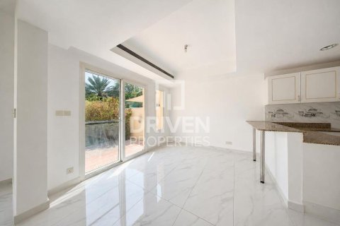 Townhouse til leje i The Springs, Dubai, UAE 3 soveværelser, 257.43 kvm № 765541 - foto 6